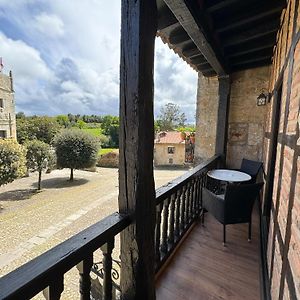 Akla Suites Con Jacuzzi Santillana